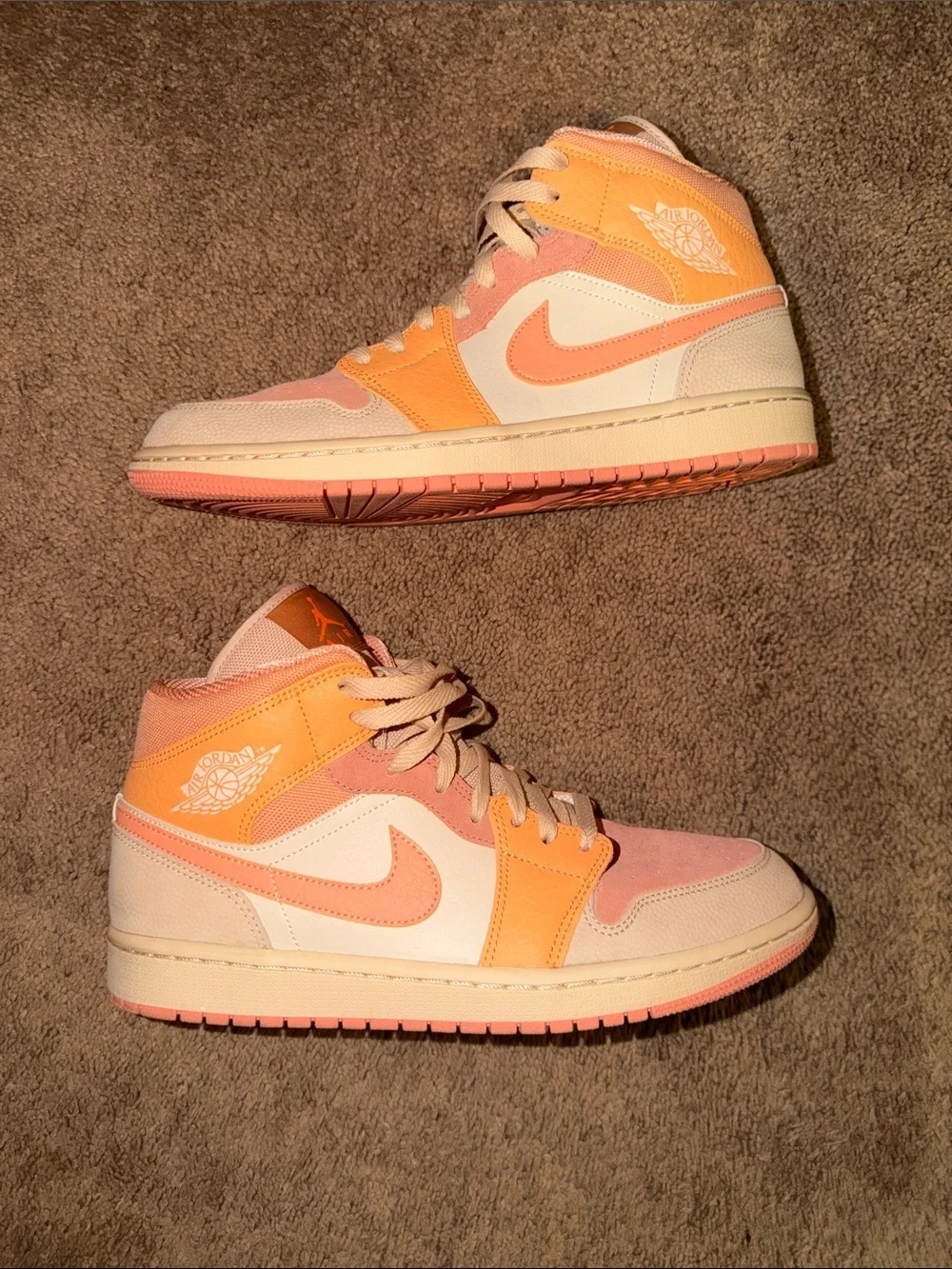 Jordan Women's Mid Sneaker “Apricot”